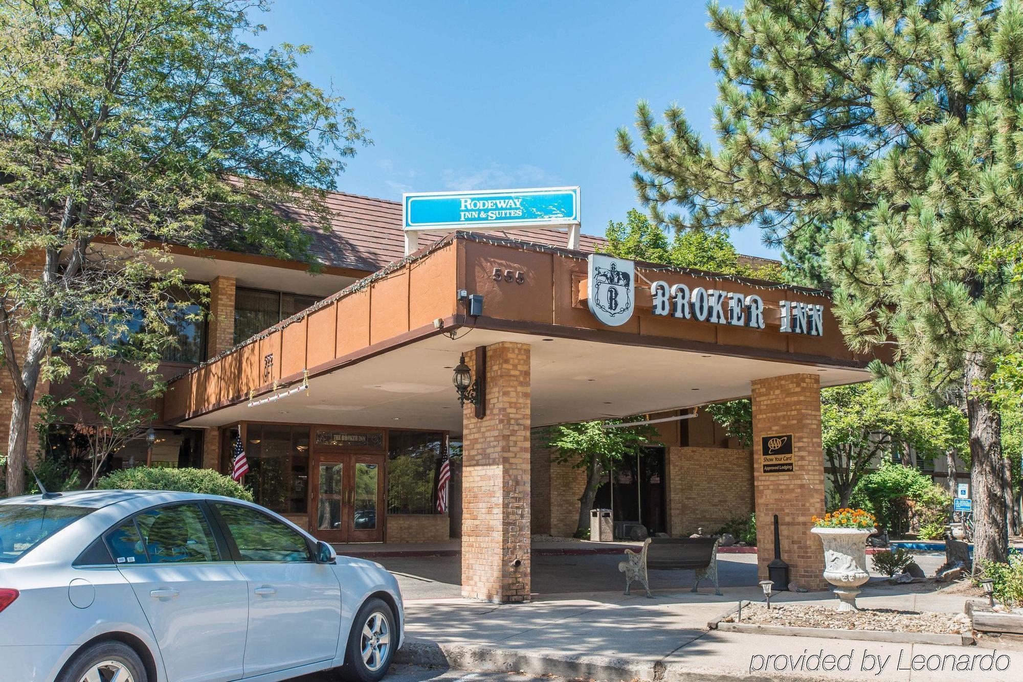 Rodeway Inn And Suites Boulder Broker Exterior photo