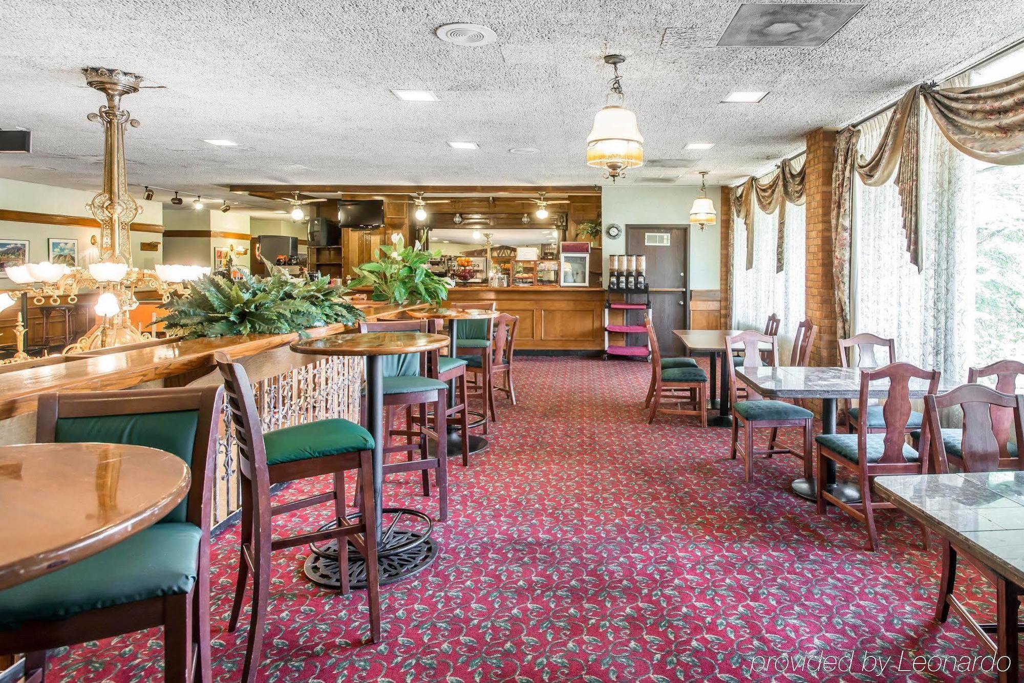 Rodeway Inn And Suites Boulder Broker Exterior photo